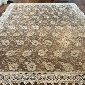 51" x 70"Vintage Lace Tablecloth Embroidered cover for Wedding Banquet Holiday